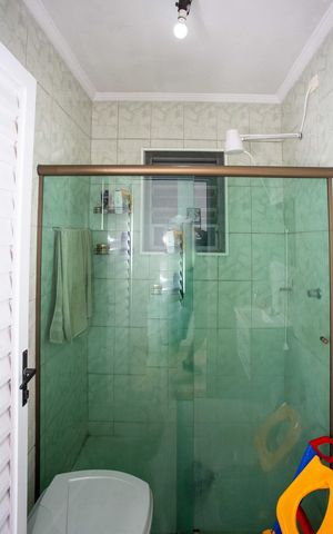 Casa à venda com 200m², 3 quartos e 2 vagasBanheiro Social