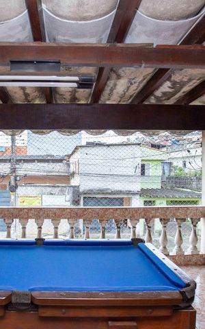 Casa à venda com 200m², 3 quartos e 2 vagasVaranda gourmet
