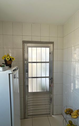 Casa à venda com 250m², 2 quartos e 1 vaga