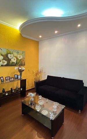 Casa à venda com 250m², 2 quartos e 1 vaga