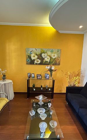Casa à venda com 250m², 2 quartos e 1 vaga