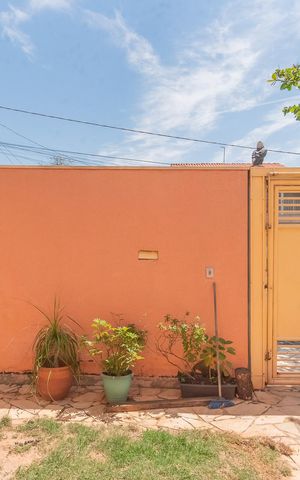 Casa à venda com 180m², 3 quartos e 2 vagas Casa à venda com 180m², 3 quartos e 2 vagasVista da Sala
