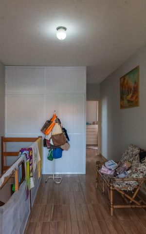 Casa à venda com 180m², 3 quartos e 2 vagas Casa à venda com 180m², 3 quartos e 2 vagasMezanino