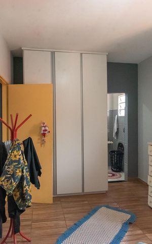 Casa à venda com 180m², 3 quartos e 2 vagas Casa à venda com 180m², 3 quartos e 2 vagasSuíte 1