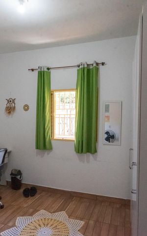 Casa à venda com 180m², 3 quartos e 2 vagas