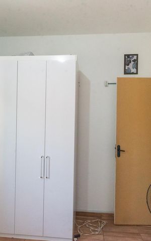 Casa à venda com 180m², 3 quartos e 2 vagas Casa à venda com 180m², 3 quartos e 2 vagasQuarto 1
