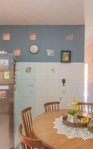 Casa à venda com 180m², 3 quartos e 2 vagas Casa à venda com 180m², 3 quartos e 2 vagasCozinha