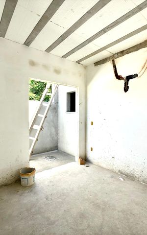 Casa à venda com 360m², 3 quartos e 4 vagas Casa à venda com 360m², 3 quartos e 4 vagasQuarto 1