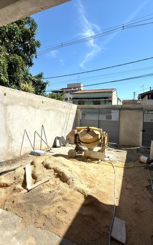 Casa à venda com 360m², 3 quartos e 4 vagas Casa à venda com 360m², 3 quartos e 4 vagasGaragem