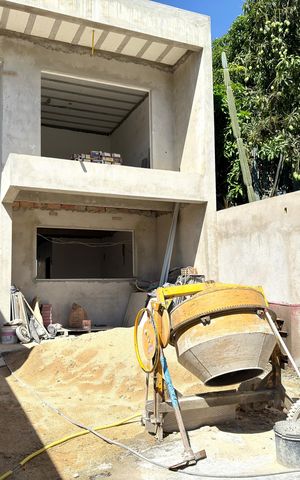 Casa à venda com 360m², 3 quartos e 4 vagas Casa à venda com 360m², 3 quartos e 4 vagasGaragem
