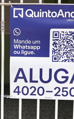 Casa para alugar com 75m², 2 quartos e 1 vaga Casa para alugar com 75m², 2 quartos e 1 vagaPlaquinha