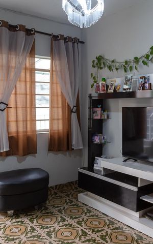 Casa para alugar com 75m², 2 quartos e 1 vagaSala
