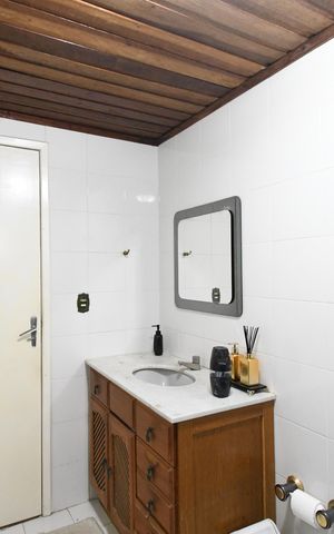 Casa à venda com 407m², 7 quartos e 2 vagasBanheiro