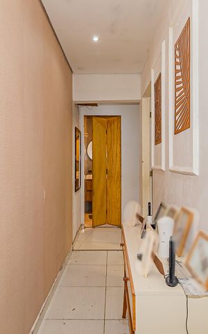 Casa à venda com 90m², 3 quartos e 1 vaga Casa à venda com 90m², 3 quartos e 1 vagaCorredor