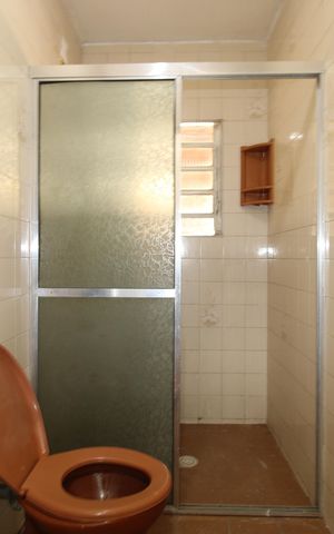 Casa para alugar com 300m², 3 quartos e 3 vagasBanheiro