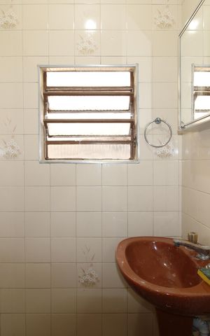 Casa para alugar com 300m², 3 quartos e 3 vagasBanheiro