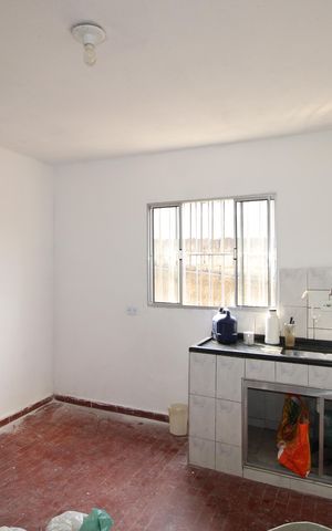 Casa para alugar com 300m², 3 quartos e 3 vagasCozinha 1
