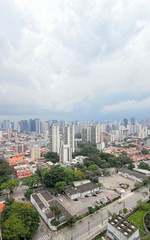 Apartamento para alugar com 45m², 2 quartos e 1 vaga Apartamento para alugar com 45m², 2 quartos e 1 vagaVaranda