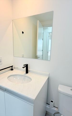 Apartamento para alugar com 45m², 2 quartos e 1 vaga Apartamento para alugar com 45m², 2 quartos e 1 vagaBanheiro