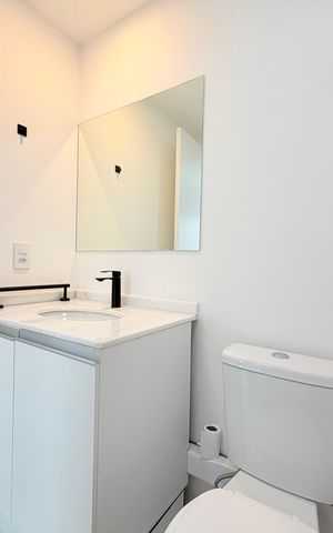 Apartamento para alugar com 45m², 2 quartos e 1 vaga Apartamento para alugar com 45m², 2 quartos e 1 vagaBanheiro