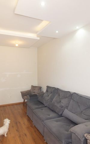 Casa à venda com 74m², 2 quartos e 2 vagas Casa à venda com 74m², 2 quartos e 2 vagasSala