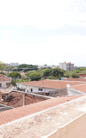 Casa para alugar com 240m², 3 quartos e sem vagaCorredor externo