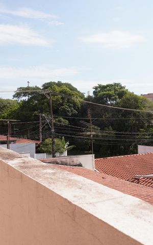 Casa para alugar com 240m², 3 quartos e sem vagaCorredor externo