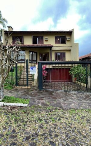 Casa à venda com 318m², 3 quartos e 2 vagas Casa à venda com 318m², 3 quartos e 2 vagasPlaca Instalada em 15/10/2026 - Cod.PIMZ-239