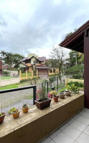 Casa à venda com 318m², 3 quartos e 2 vagas