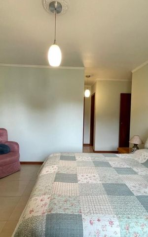 Casa à venda com 318m², 3 quartos e 2 vagas