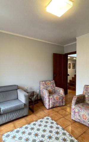 Casa à venda com 318m², 3 quartos e 2 vagas