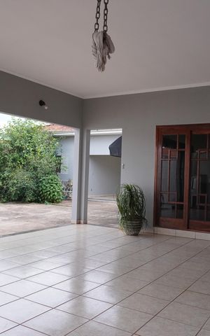Casa para alugar com 500m², 6 quartos e 12 vagasGaragem