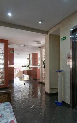 Apartamento à venda com 198m², 4 quartos e 2 vagasÁrea comum - Hall Social