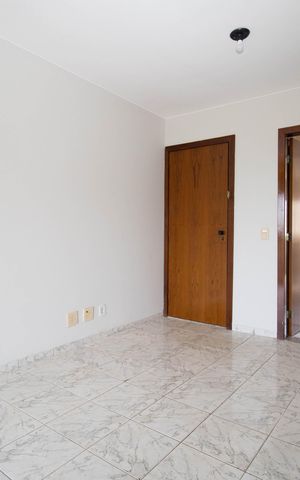Apartamento para alugar com 95m², 3 quartos e 1 vaga Apartamento para alugar com 95m², 3 quartos e 1 vagaSala