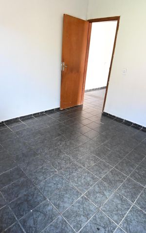 Casa para alugar com 80m², 2 quartos e 3 vagas