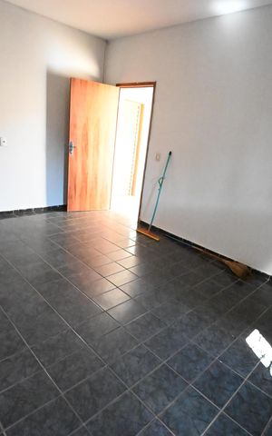 Casa para alugar com 80m², 2 quartos e 3 vagas