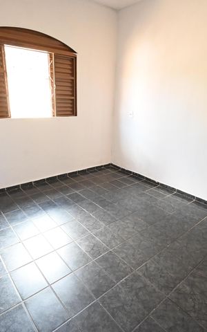Casa para alugar com 80m², 2 quartos e 3 vagas