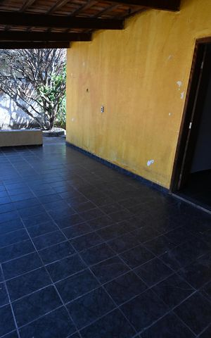 Casa para alugar com 80m², 2 quartos e 3 vagas
