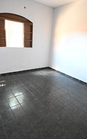 Casa para alugar com 80m², 2 quartos e 3 vagas