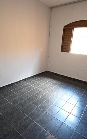 Casa para alugar com 80m², 2 quartos e 3 vagas