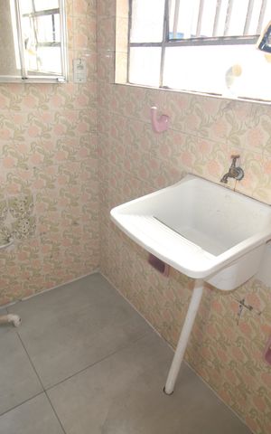 Casa para alugar com 40m², 1 quarto e sem vagaÁrea de Serviço