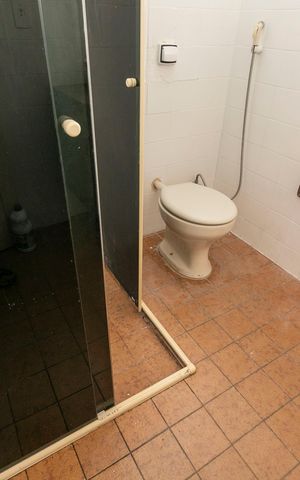 Casa para alugar com 88m², 2 quartos e 2 vagasBANHEIRO