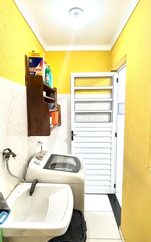 Casa à venda com 110m², 2 quartos e 1 vaga Casa à venda com 110m², 2 quartos e 1 vagaÁrea de Serviço