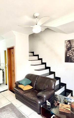 Casa à venda com 110m², 2 quartos e 1 vaga Casa à venda com 110m², 2 quartos e 1 vagaSala