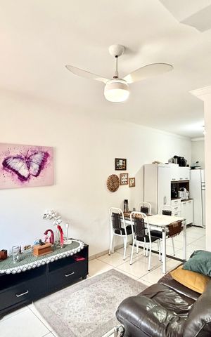 Casa à venda com 110m², 2 quartos e 1 vaga Casa à venda com 110m², 2 quartos e 1 vagaSala