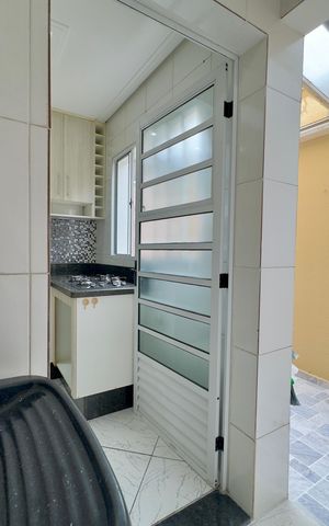 Casa de condomínio à venda com 81m², 3 quartos e 2 vagas Casa de condomínio à venda com 81m², 3 quartos e 2 vagasÁrea de Serviço