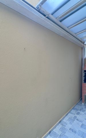 Casa de condomínio à venda com 81m², 3 quartos e 2 vagas Casa de condomínio à venda com 81m², 3 quartos e 2 vagasChurrasqueira
