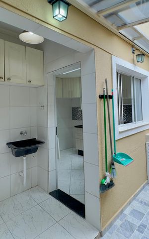 Casa de condomínio à venda com 81m², 3 quartos e 2 vagas Casa de condomínio à venda com 81m², 3 quartos e 2 vagasÁrea de Serviço