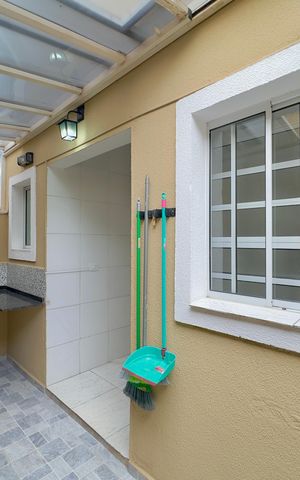 Casa de condomínio à venda com 81m², 3 quartos e 2 vagas Casa de condomínio à venda com 81m², 3 quartos e 2 vagasQuintal