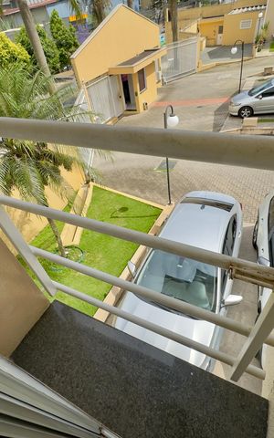 Casa de condomínio à venda com 81m², 3 quartos e 2 vagas Casa de condomínio à venda com 81m², 3 quartos e 2 vagasVaranda quarto 1
